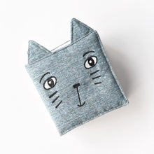 Load image into Gallery viewer, Wee Gallery Baby First Soft Book - Friendly Faces In the Yard
