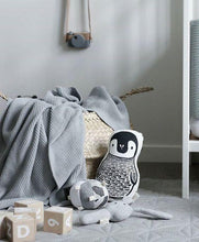 Load image into Gallery viewer, Wee Gallery Penguin Throw Pillow