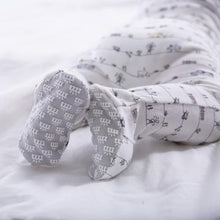 Load image into Gallery viewer, Dig In Organic Cotton Magnetic Footie