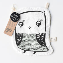 Load image into Gallery viewer, Wee Gallery - Organic Crinkle toy - Owl