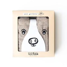 Load image into Gallery viewer, Wee Gallery Friendly Faces on The Farm:  Baby's first Soft Book