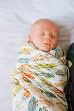 Load image into Gallery viewer, Loulou Lollipop Muslin Swaddle Blanket - Vintage Robot
