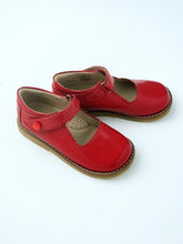 Load image into Gallery viewer, Girl's patent red Mary Jane
