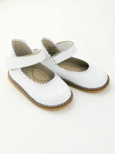 Load image into Gallery viewer, Baby girl's white ballerina Mary Jane
