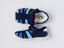 Load image into Gallery viewer, Boy's blue fisherman sandals