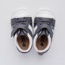 Load image into Gallery viewer, Old Soles Boy's Grey/Snow Sneakers
