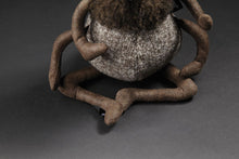 Load image into Gallery viewer, Sigikid Plush Beast - Hugo Hopdipop Ant