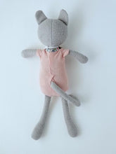 Load image into Gallery viewer, Hazel Village - Organic Animal Doll - Gracie Cat