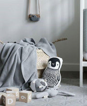 Load image into Gallery viewer, Wee Gallery Penguin Throw Pillow
