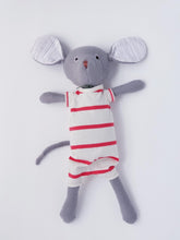 Load image into Gallery viewer, Hazel Village - Organic Animal Doll - Oliver Mouse
