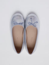 Load image into Gallery viewer, Girl&#39;s silver ballet flats
