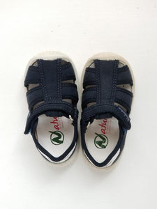 Boy's blue sandals