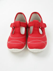 Girl's T-strap shoes